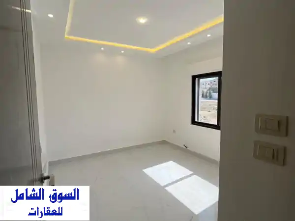شقة فاخرة للبيع في البنيات - موقع مميز بجانب مدارس الحصاد!