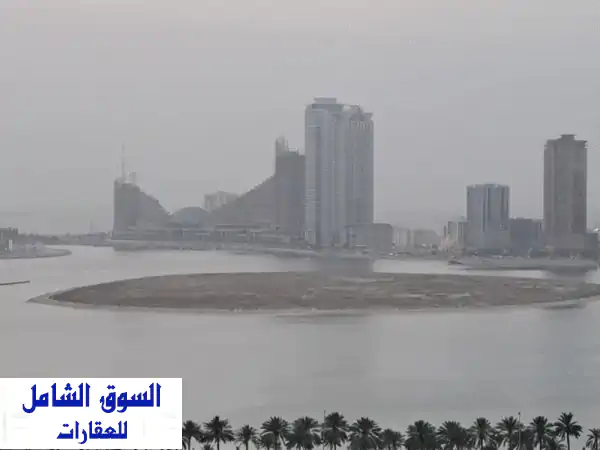 شقة مفروشة غرفة وصالة في الشارقة - إطلالة بحرية...