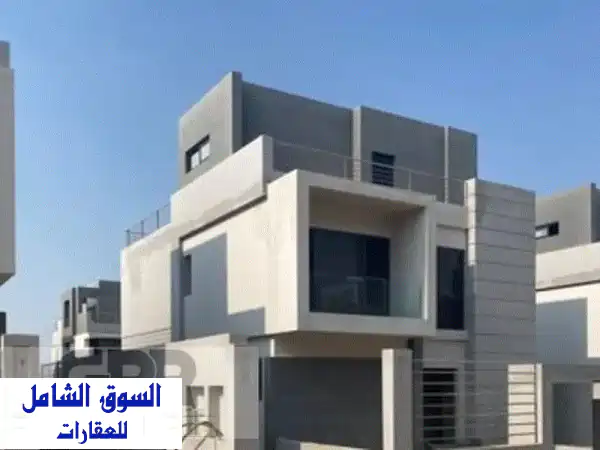 توين هاوس فاخر استلام فوري في لافيستا الباتيو كازا...