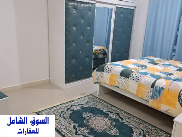 شقة مفروشة غرفة وصالة في الشارقة - إطلالة بحرية مميزة! (بدون عمولة)
