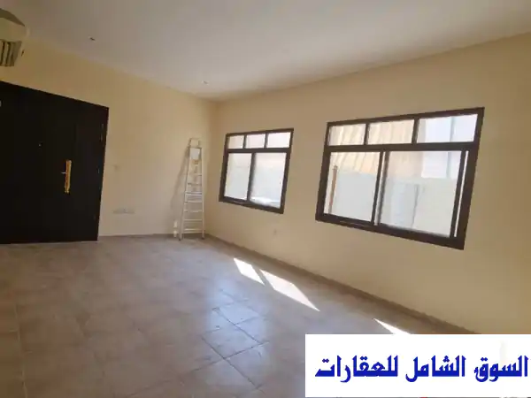 فيلا فاخرة للإيجار السنوي في شعاب الأشخر، العين - 4 غرف نوم، مساحة 200 متر!