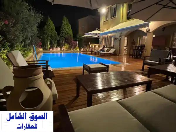 فيلا فاخرة للبيع في مدينتي - بوابة 1 | حمام سباحة +...