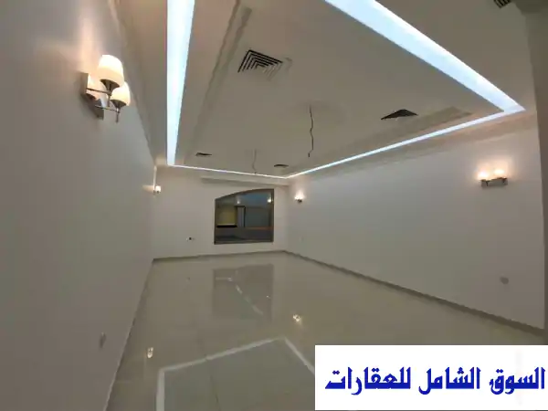 شقة فاخرة للإيجار في الرميثية - ق2 | 3 غرف نوم، 4...