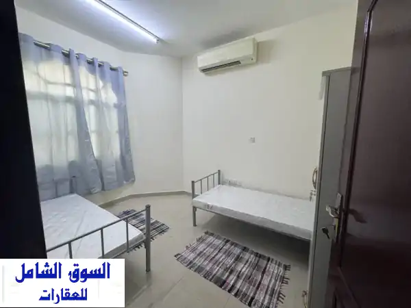 شقة جديدة فاخرة في الجيمي - غرف واسعة لشباب عرب! (أول ساكن)