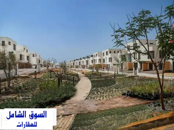 تاون هاوس فاخر للبيع في فيليت سوديك - القاهرة الجديدة...