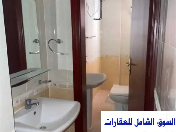 شقة رائعة لسكن الموظفين في معيذر - الريان | 2 غرفة نوم + مواقف سيارات + أمن