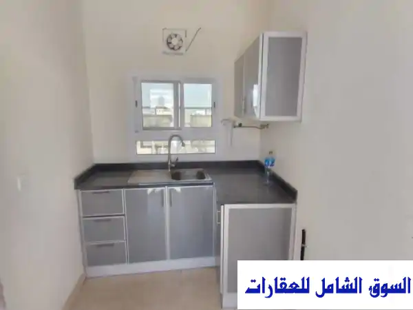 شقة للإيجار في البديع - خلف ميغامارت - غرفتين وحمامين - 120 دينار فقط!