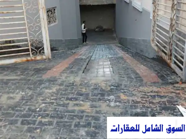 مخزن استثماري فاخر للإيجار في جاردينيا 1 -...