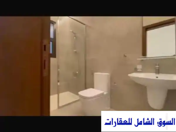 شقة فاخرة للإيجار في غرب عبدالله المبارك - 3 غرف نوم + تشطيب سوبر ديلوكس - 400 دينار