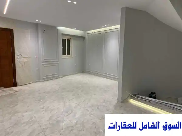 دوبلكس فاخر للإيجار في كمبوند تيامو سيتي، الشيخ زايد...