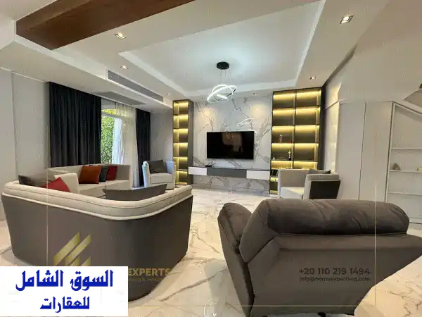 فيلا فاخرة على الطراز الأوروبي للإيجار في كمبوند...