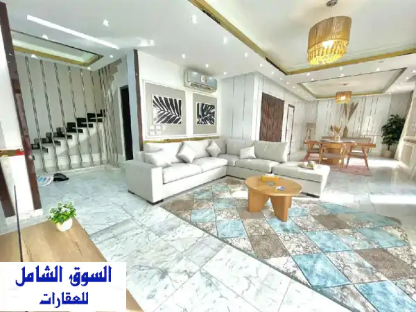 فيلا Triplex مفروشة بالكامل في إيست تاون - التجمع الخامس...