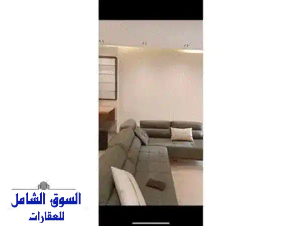 شقة فاخرة 180م² فيو ميدان وجاردن بالرحاب 2 - فرصة استثمارية لا تُفوّت!