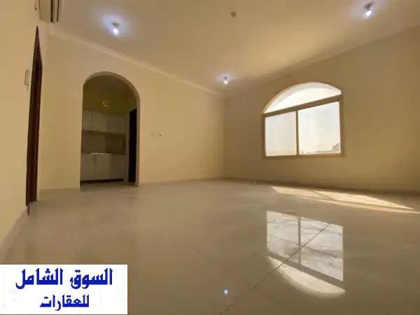 استوديو للإيجار في الوكرة | ملاذك الهادئ في منطقة راقية