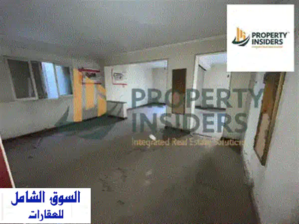 عيادة طبية فاخرة للإيجار في برج الأطباء - الدقي | مساحة 134 مترًا