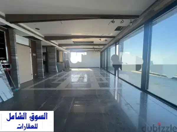 شقة ثلاثية الطوابق فاخرة 650 متر مربع مع إطلالة...