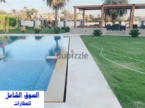 فيلا فاخرة مطلة على بحيرة مارينا 5 - إقامة ساحرة بأول صف!