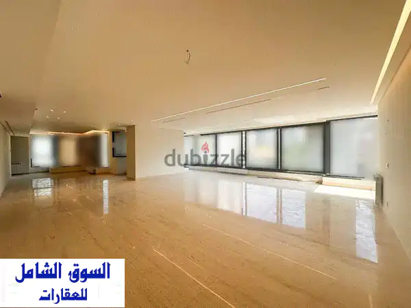 شقة فاخرة للبيع في عين المريسة - مساحة واسعة...