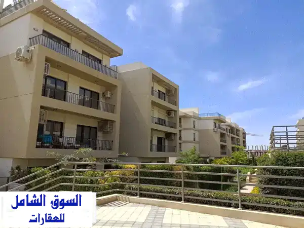 شقتك الفاخرة بحديقة خاصة في قلب فيفث سكوير -...
