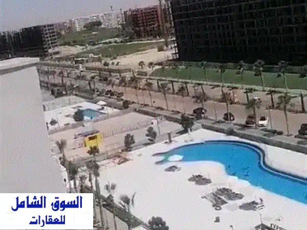 شاليه فاخر للبيع في بورتو مارينا - موقع استثنائي...