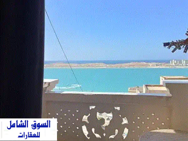 شقة مصيفية فاخرة للإيجار في ليُدو، مرسى مطروح - على البحر مباشرةً!
