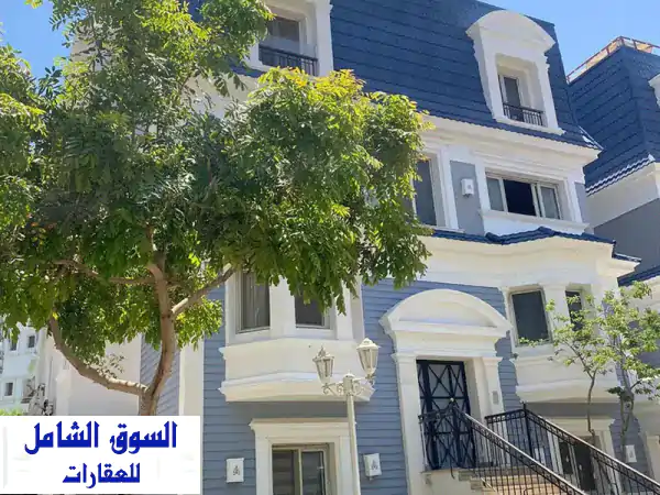 فيلا روف للبيع في ماونتن فيو اكزيكتيف بالتجمع الخامس...