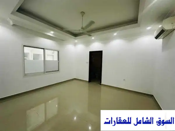 فيلا فاخرة للإيجار السنوي في الروضة 2، عجمان -...