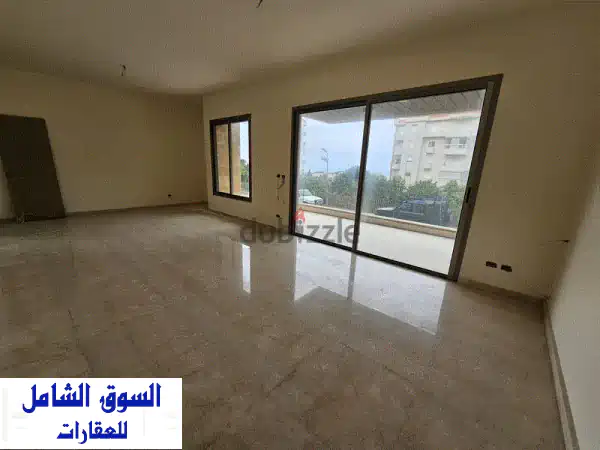 شقة فاخرة للبيع في جبيل - إطلالة بحرية جزئية...