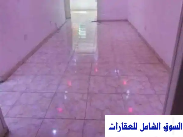 شقة فاخرة للإيجار في جليم، الإسكندرية - ٣ غرف نوم...