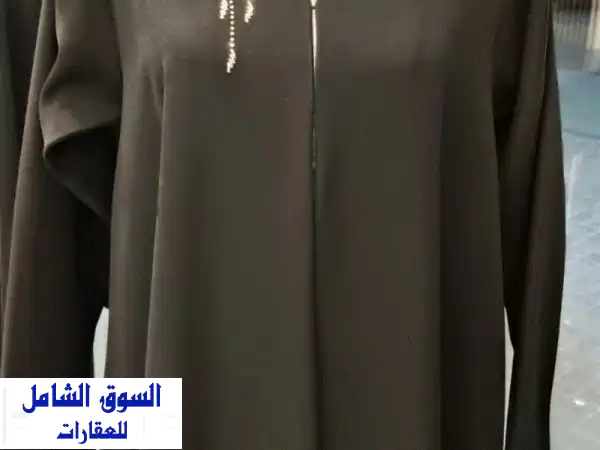 فرصة ذهبية! محل عبايات ومشغل أنيق دورين للبيع في...