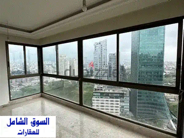 شقة فاخرة للبيع في الأشرفية | إطلالة بانورامية خلابة...