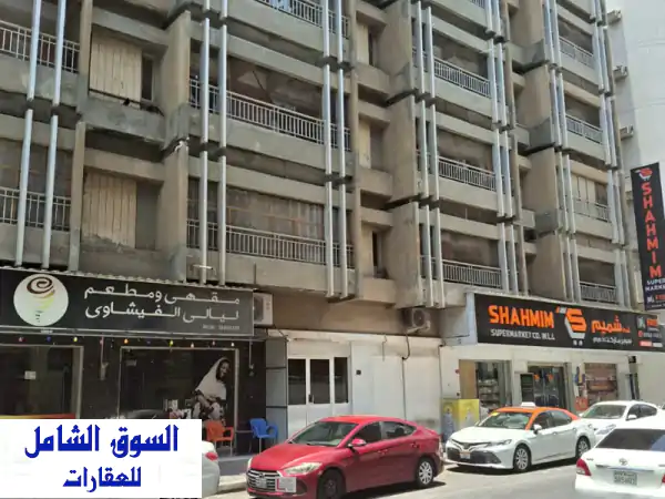 مبنى تجاري للبيع في القضيبية، 6 طوابق، مفتوح من 3 جهات، محلان تجاريان، 7 شترات، 21 شقة، غرفتان نوم، ...