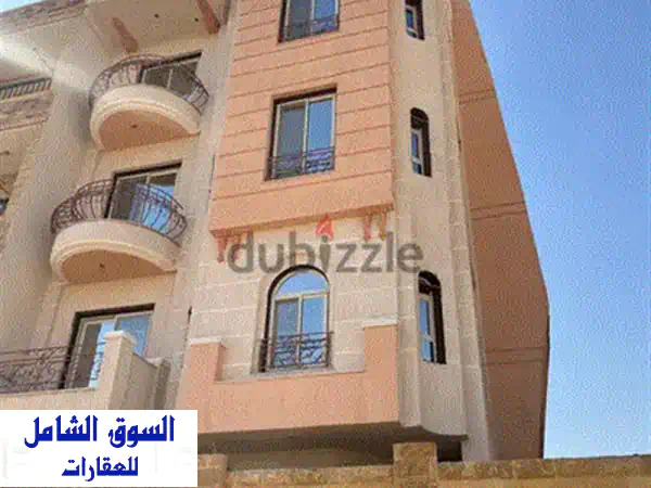 فرصة ذهبية! قطعة أرض مبنية 535م²، دبل فيس، في قلب مدينة بدر الشمالية