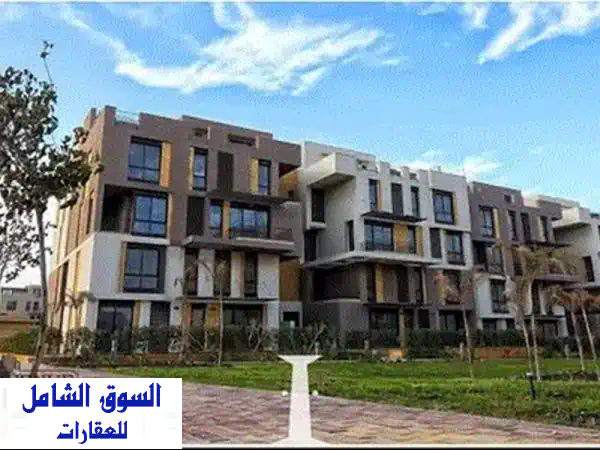 شقة فاخرة للبيع في ليك فيو ريزيدنس 2 بالقاهرة الجديدة | حديقة خاصة وحمام سباحة!