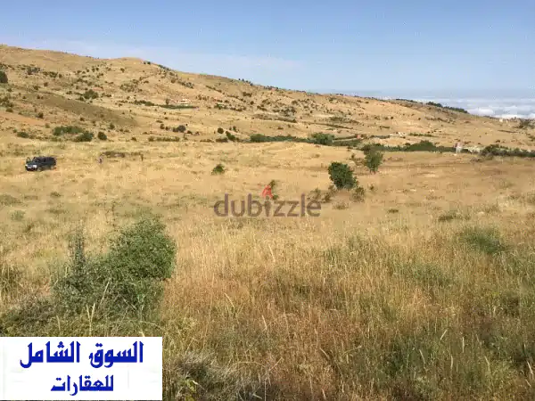 ارض مسطحة للبيع في حدث الجبة - بشري: منظر خلاب، مثالية للزراعة أو مشروعك السياحي!