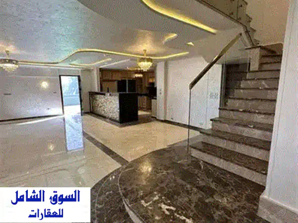 فيلا تاون هاوس للبيع في التجمع الخامس | قسطها على راحتك! أمام قطامية هايتس