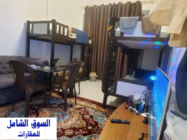 غرفة ماستر فسيحة في دبي - ديرة صلاح الدين (سوريين فقط)...