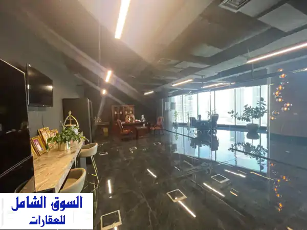 مكتب فاخر بإطلالة بحرية خلابة في جزيرة الريم - أبوظبي...