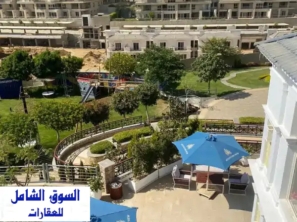 شقة 175م + حديقة 75م للبيع في ماونتن فيو آي سيتي بمقدم...