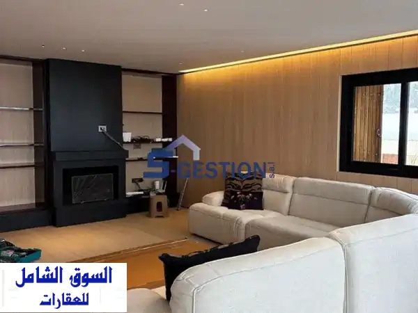 شاليه فاخر مفروش للإيجار في فاريا - إطلالة خلابة...