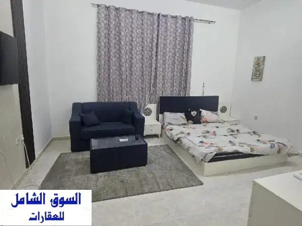 غرفة مفروشة فاخرة في فيلا بالبطين، العين - قرب...