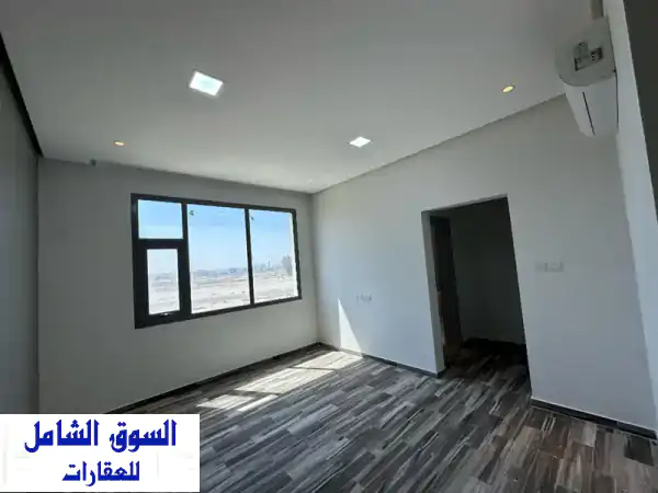 شقة فاخرة للإيجار في سار - قرب مدرسة سانت كريستوفر | غرفتين نوم واسعتين | 270 دينار فقط!