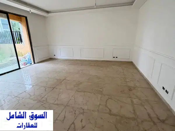 شقة جديدة للبيع في منطقة الحازمية الراقية مع تراس...