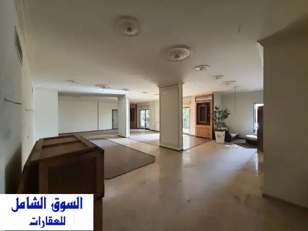 صالة عرض فاخرة للبيع في المنصورية - فرصة استثمارية...