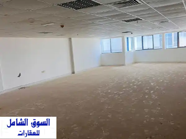فرصة استثمارية رائعة! مكتب فاخر للبيع في...
