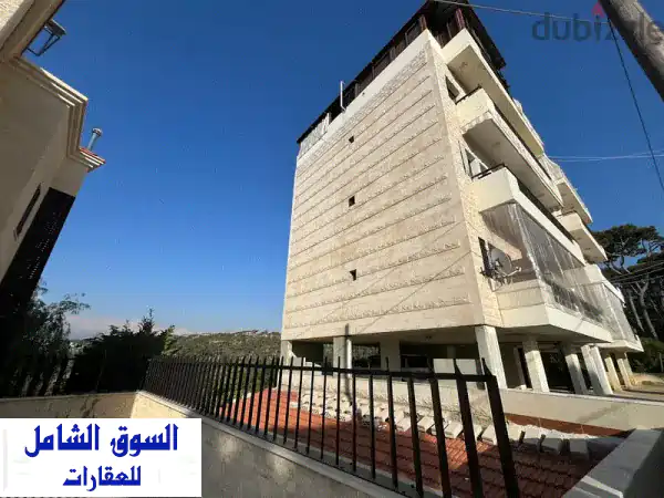 شقة جبلية فسيحة للبيع في ضهور الشوير - إطلالة...