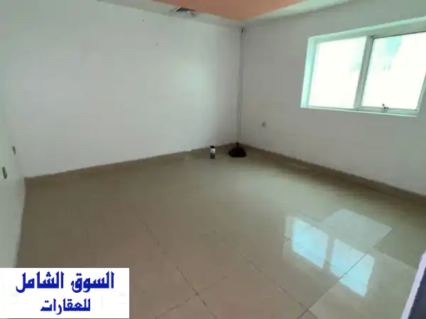 مكتب تجاري فاخر للإيجار السنوي في النعيمية 2 -...