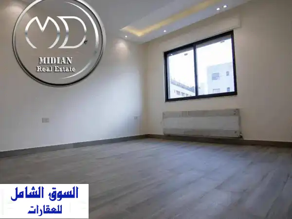 شقة شبه ارضي جديدة للبيع ضاحية الامير راشد مساحة 235 م 4 نوم مع ترس و ح