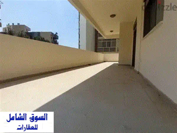 شقة غدير الفاخرة: إطلالات بانورامية خلابة للبيع!