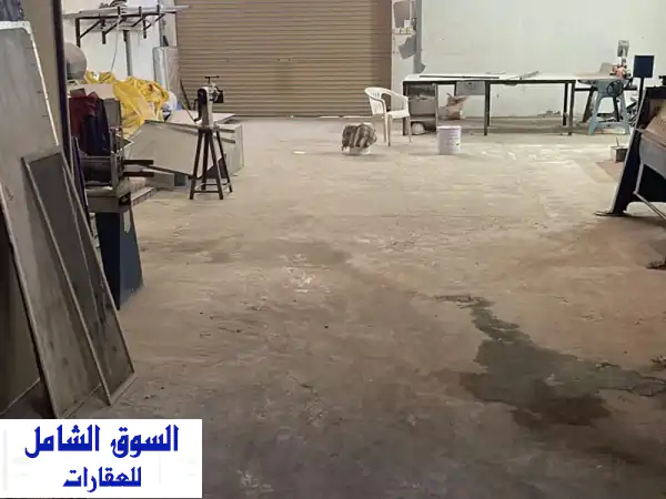 للإيجار مستودع في المنطقة الصناعية في حمالة قريب...